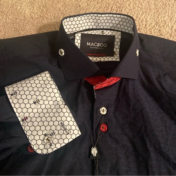 MACEOO Men's Casual Navy Shirt with Red and White Accents - Picture 1 of 14